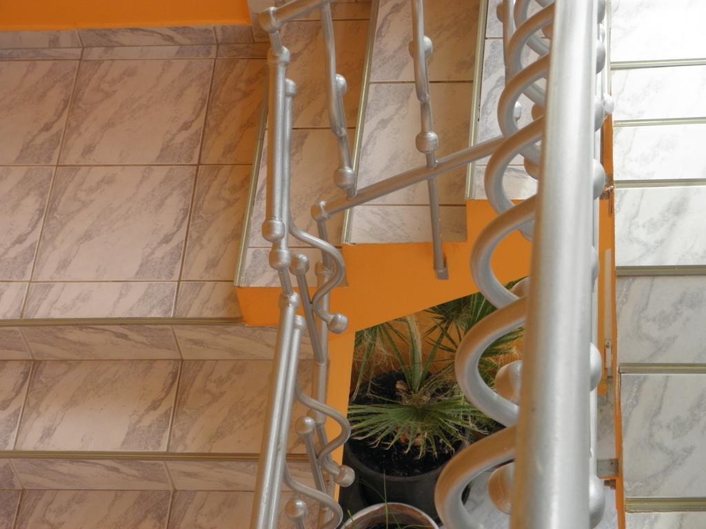 לינה וארוחת בוקר Hévíz Kristaly Apartman מראה חיצוני תמונה