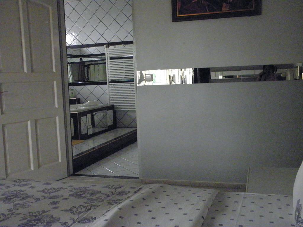 לינה וארוחת בוקר Hévíz Kristaly Apartman מראה חיצוני תמונה